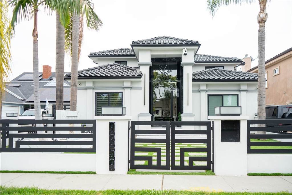 9359 Cecilia Street - Photo 1