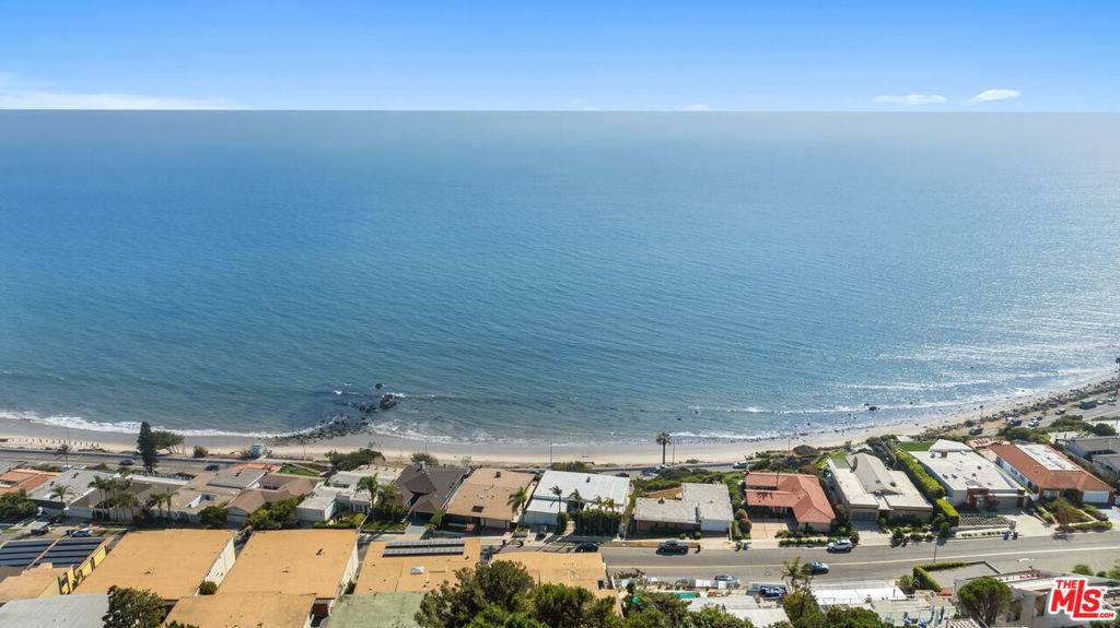18111 Coastline Drive - Photo 1