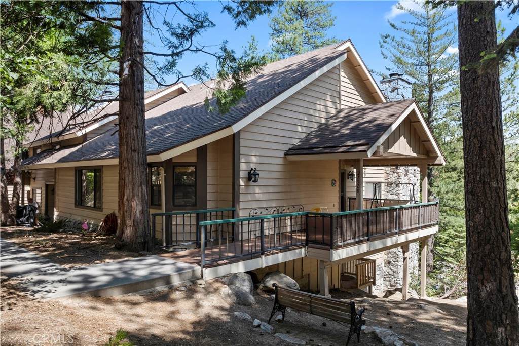 27528 Ashwood Lane - Photo 1