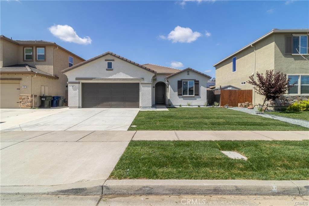 405 Denise Drive - Photo 1