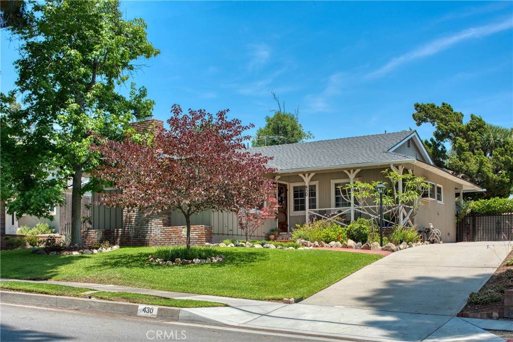 430 Canyon Boulevard - Photo 1