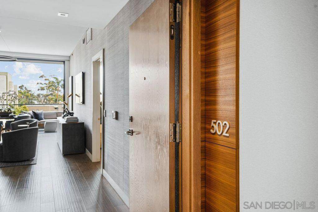 2604 5TH AVENUE - Photo 1