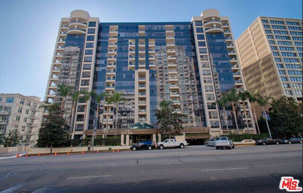 10724 Wilshire Boulevard - Photo 1