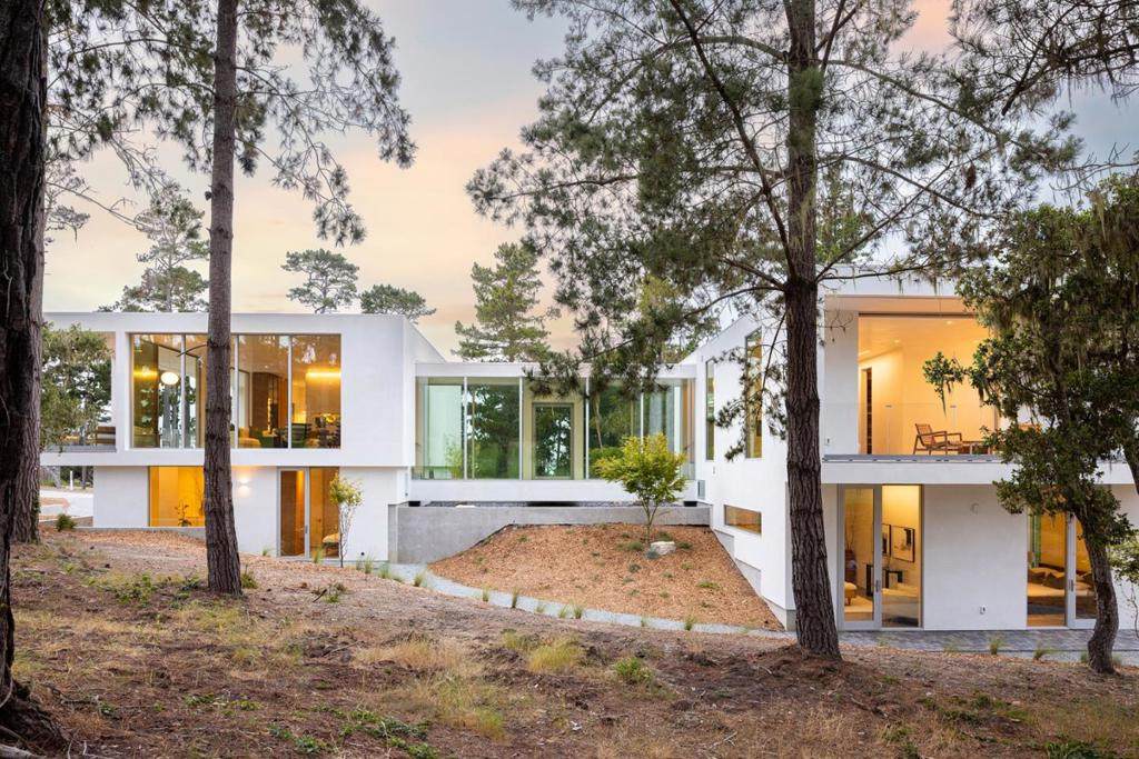 3159 Stevenson Drive - Photo 1
