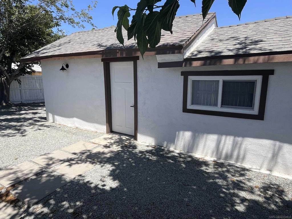 1213 Heber Street - Photo 1