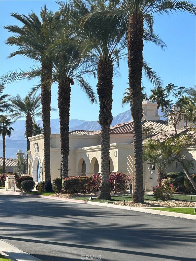 https://bt-photos.global.ssl.fastly.net/socal/orig_boomver_1_374612374-2.jpg