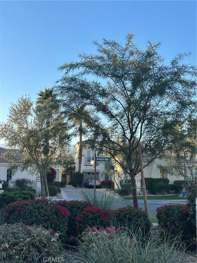 https://bt-photos.global.ssl.fastly.net/socal/orig_boomver_1_374612374-2.jpg
