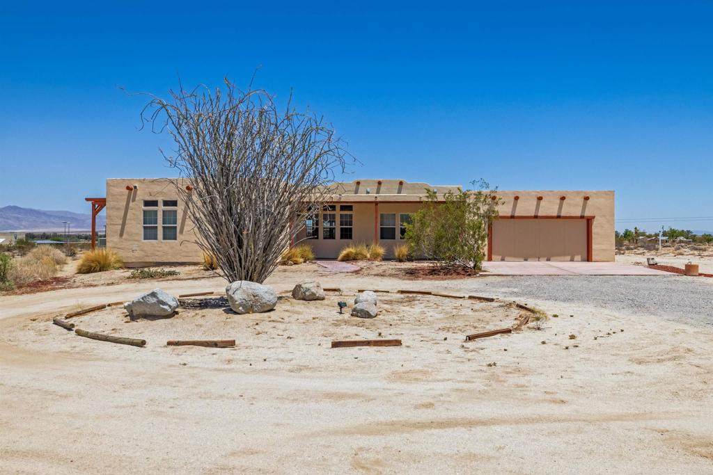 437 Ocotillo Circle - Photo 1