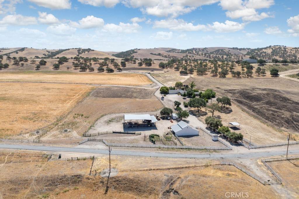 75429 Indian Valley Road - Photo 1