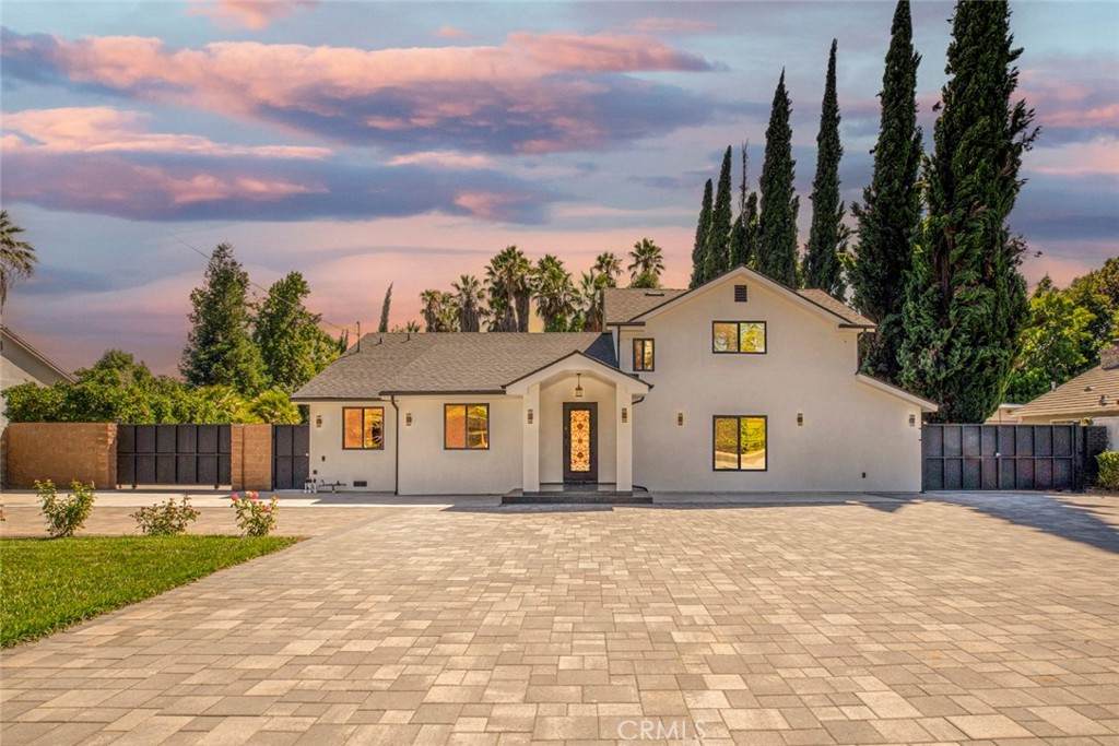 17800 Raymer Street - Photo 1