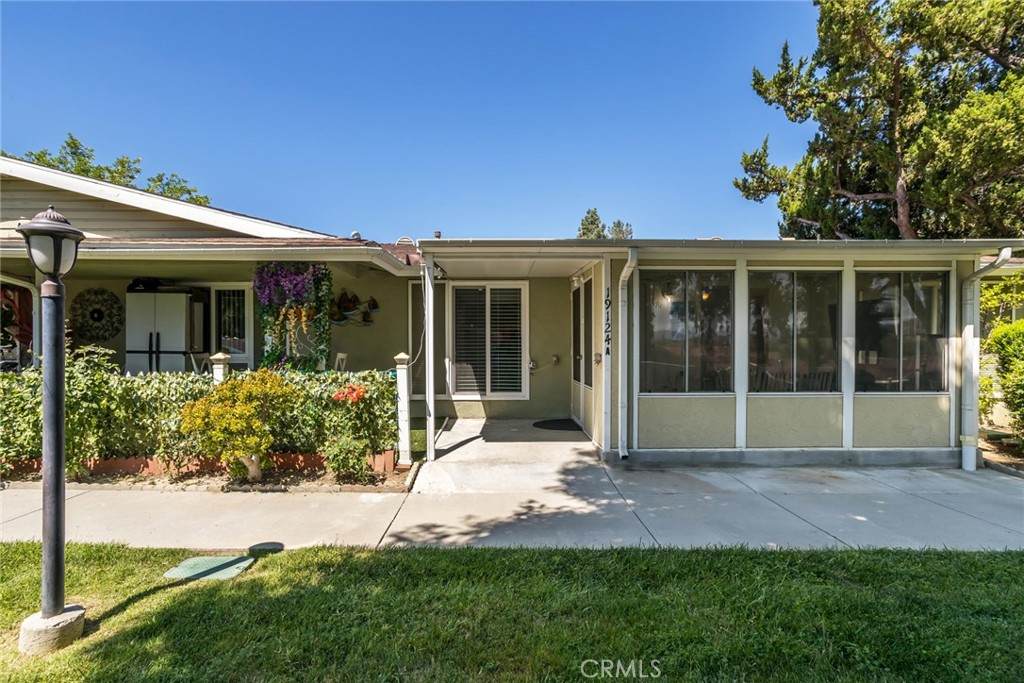 19124 Avenue Of The Oaks - Photo 1