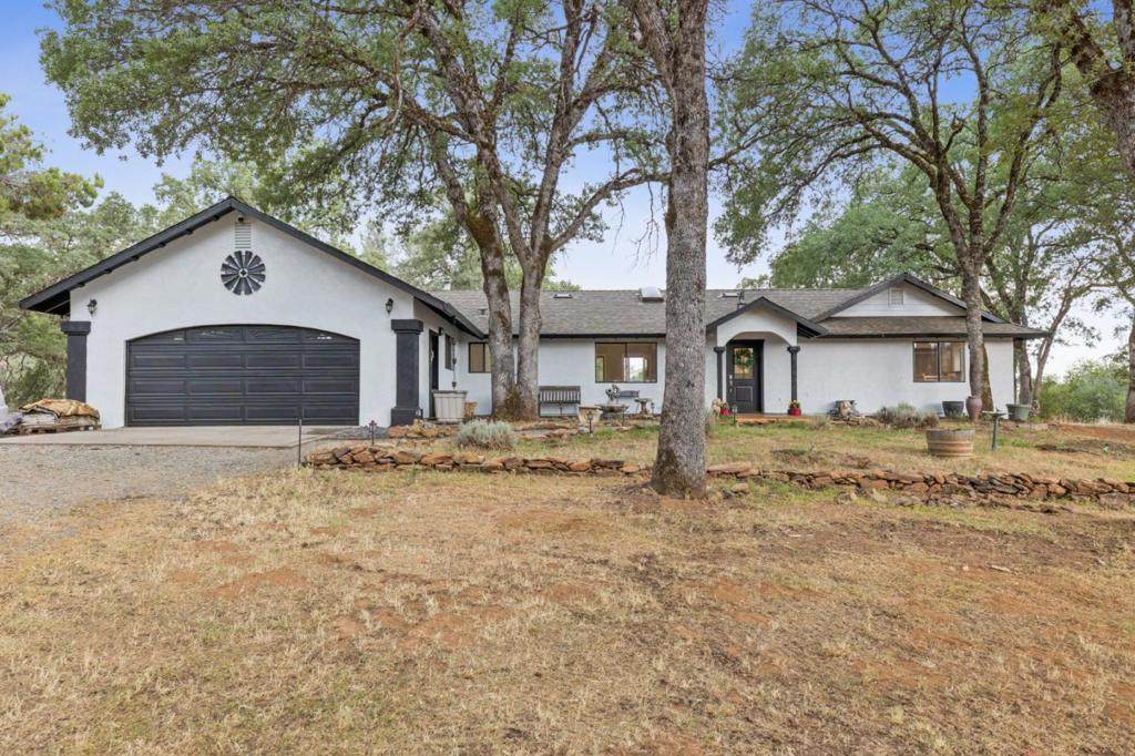 9951 State Highway 193 - Photo 1