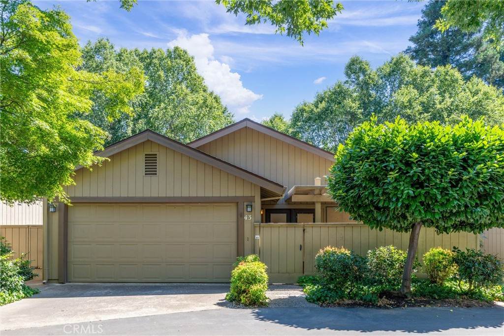 43 Pebblewood Pines Drive - Photo 1