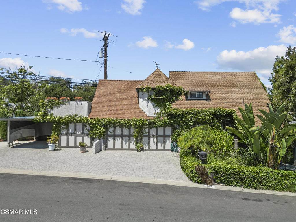 215 Pepper Road - Photo 1