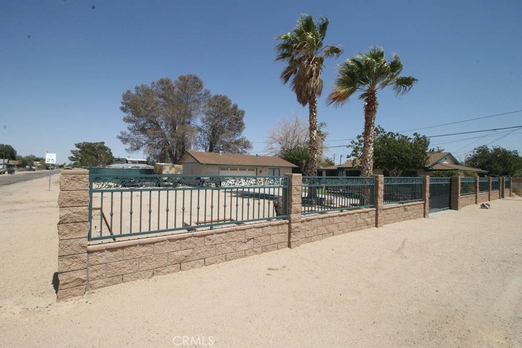 38103 Dividing Line Street - Photo 1