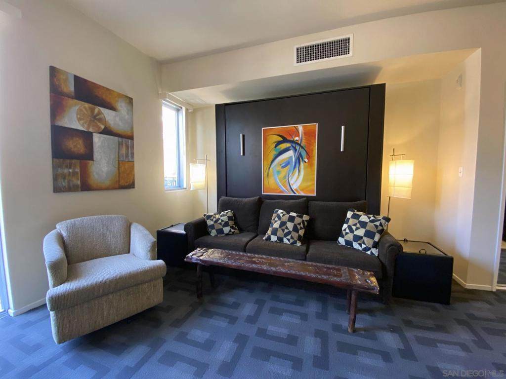 445 Island Ave - Photo 1