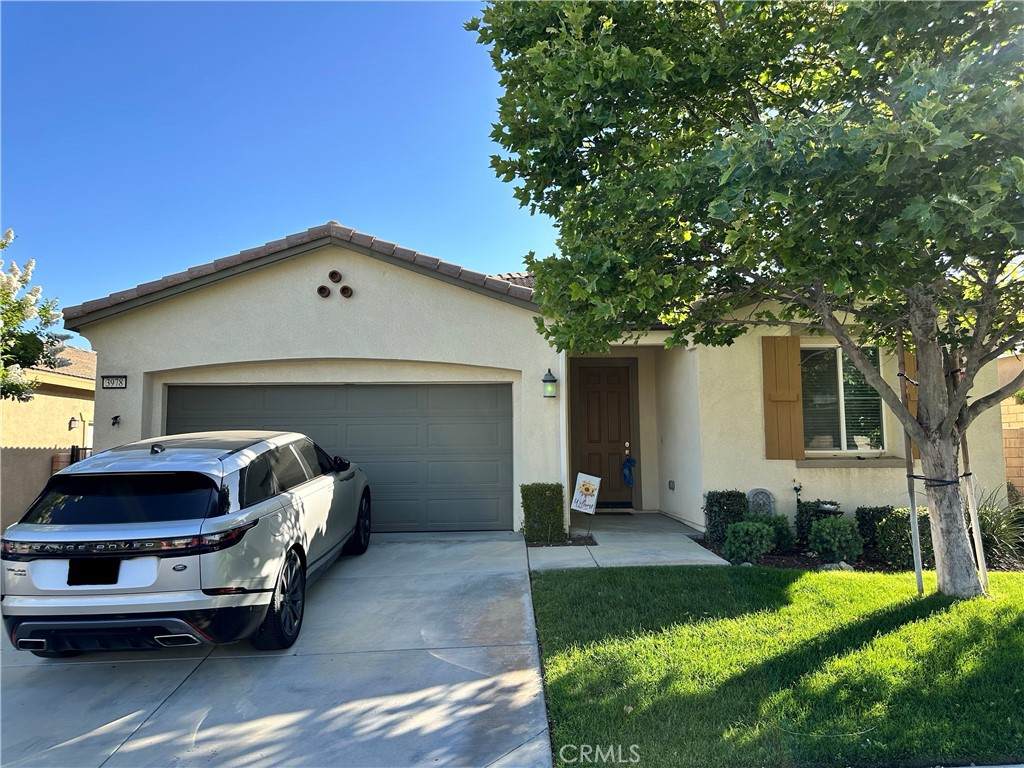 3978 Scarlet Oak Court - Photo 1