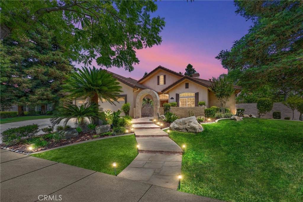 1806 Briercliff Court - Photo 1
