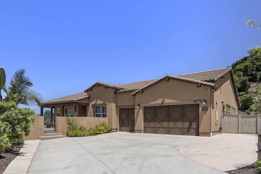 1405 Apex Pl. - Photo 1