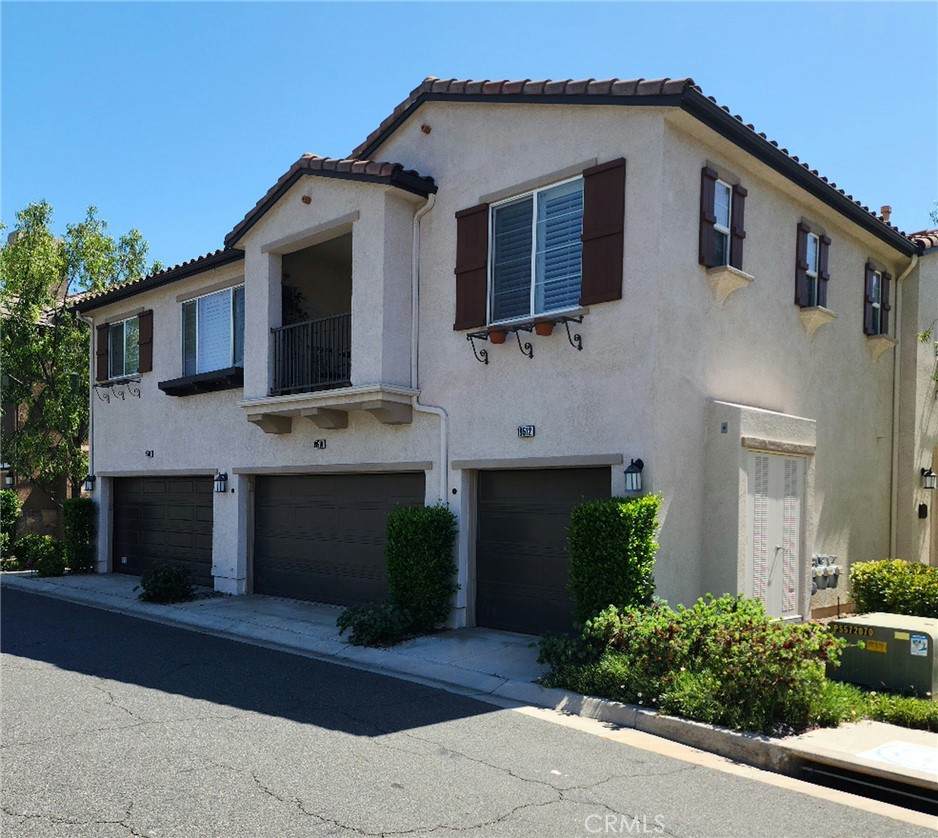 19512 Laroda Lane - Photo 1
