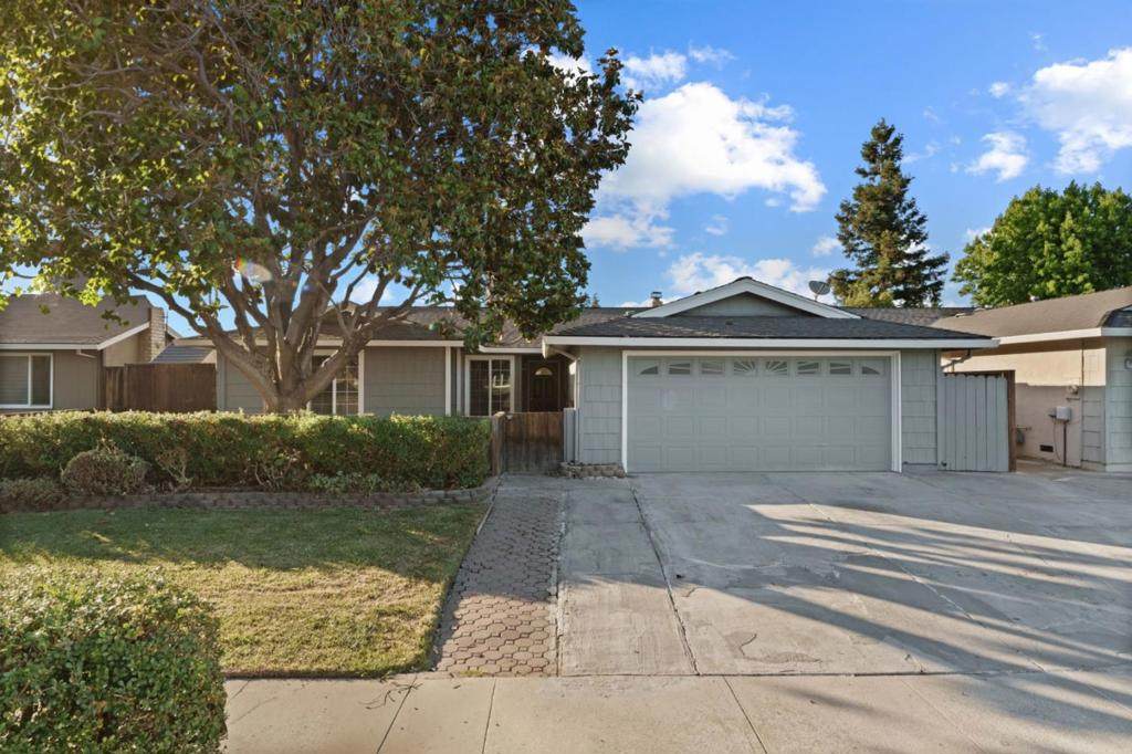 861 Mulcaster Court - Photo 1