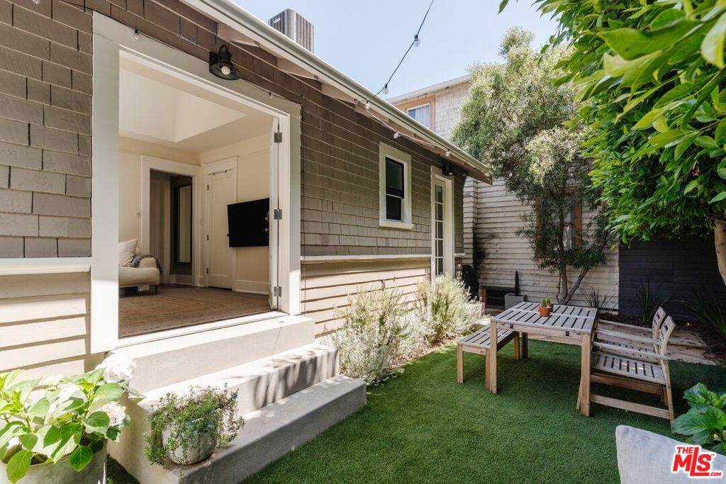 224 San Juan Avenue - Photo 1