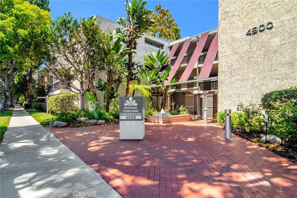 4900 Overland Avenue - Photo 1