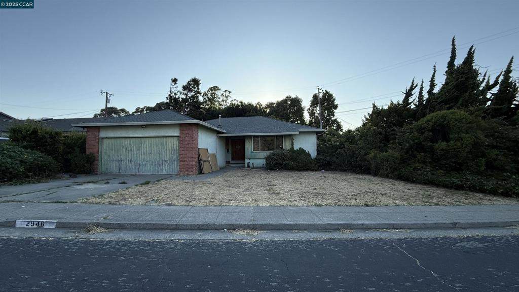 2946 Oxford Ave - Photo 1