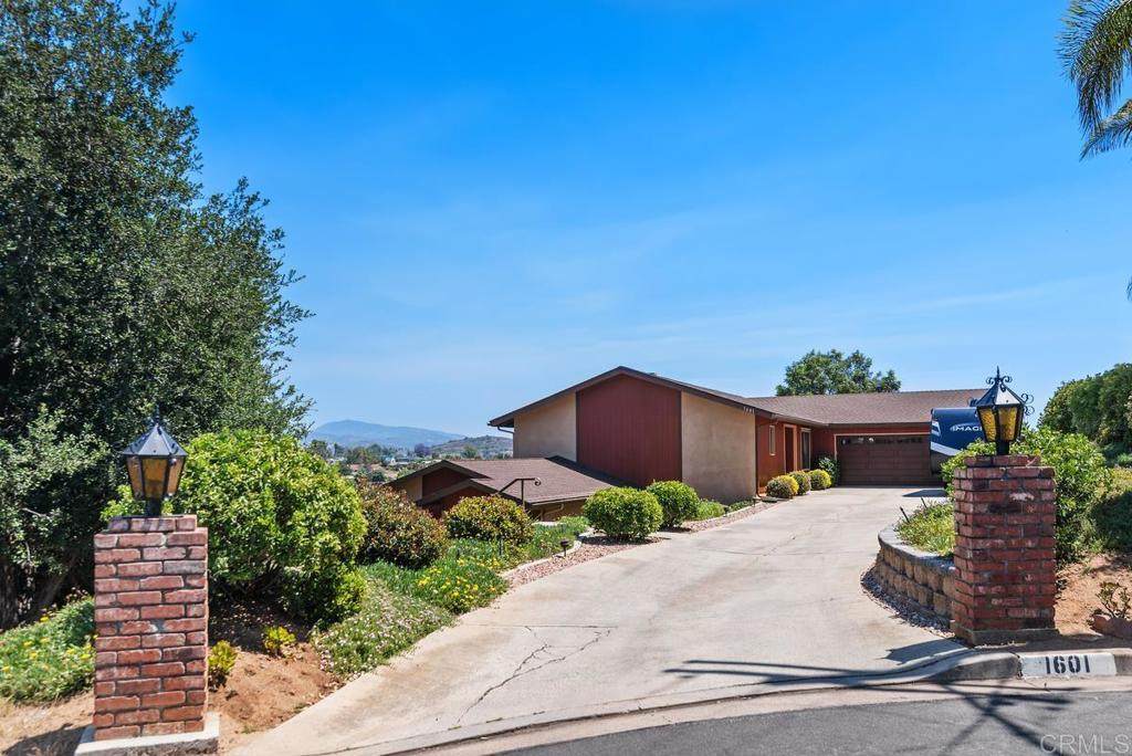 1601 Donalor Drive - Photo 1