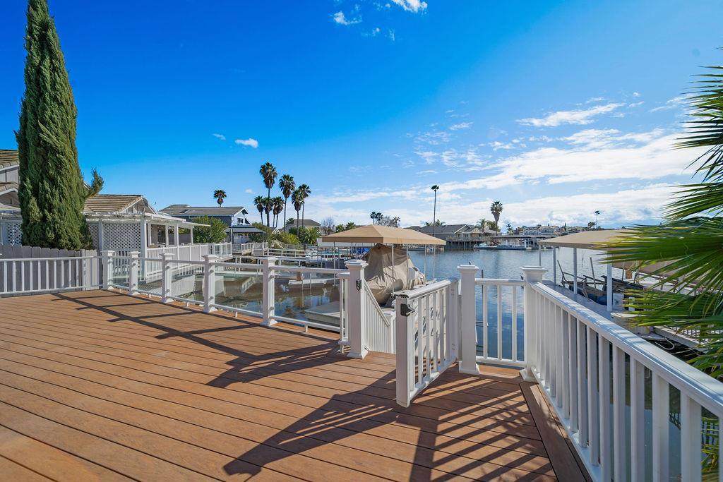 171 Discovery Bay Boulevard - Photo 1
