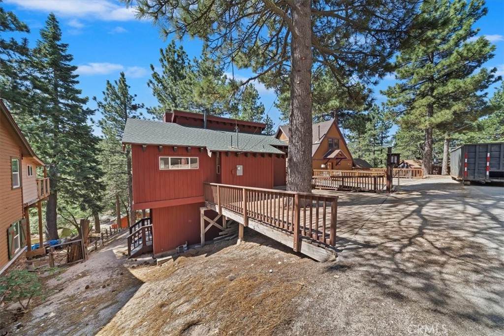 33211 Juniper Lane - Photo 1