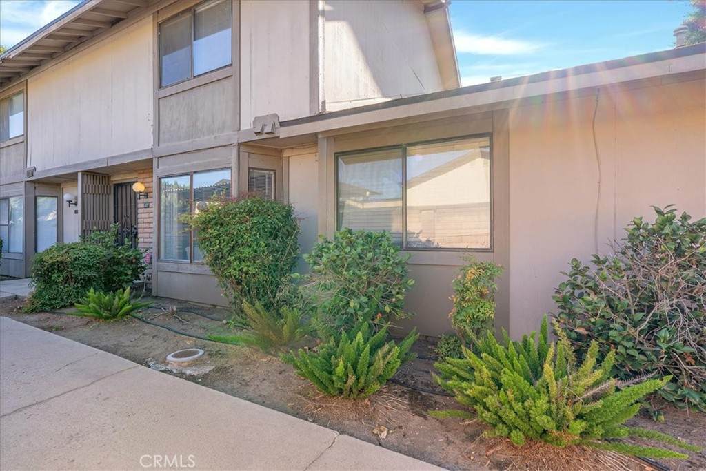 4676 Alamos Avenue - Photo 1