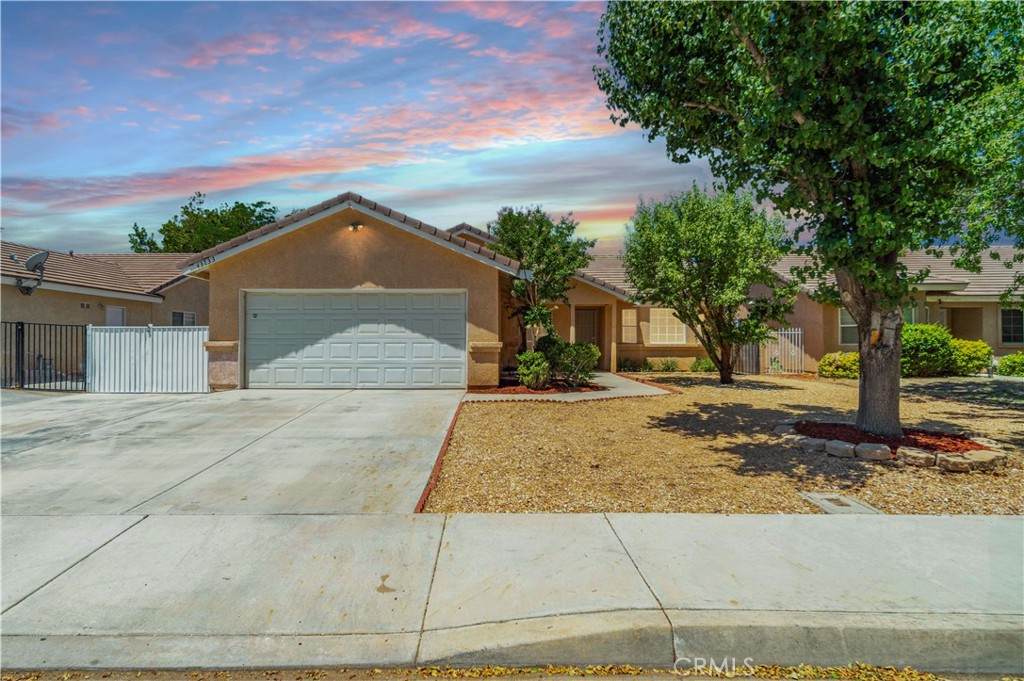 43733 6th Street - Photo 1