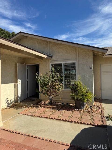 98 Lori Way - Photo 1
