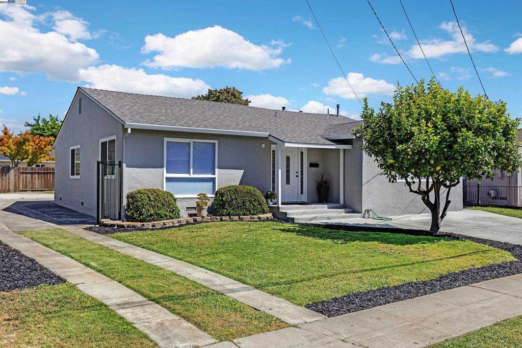 35936 Magellan Dr - Photo 1
