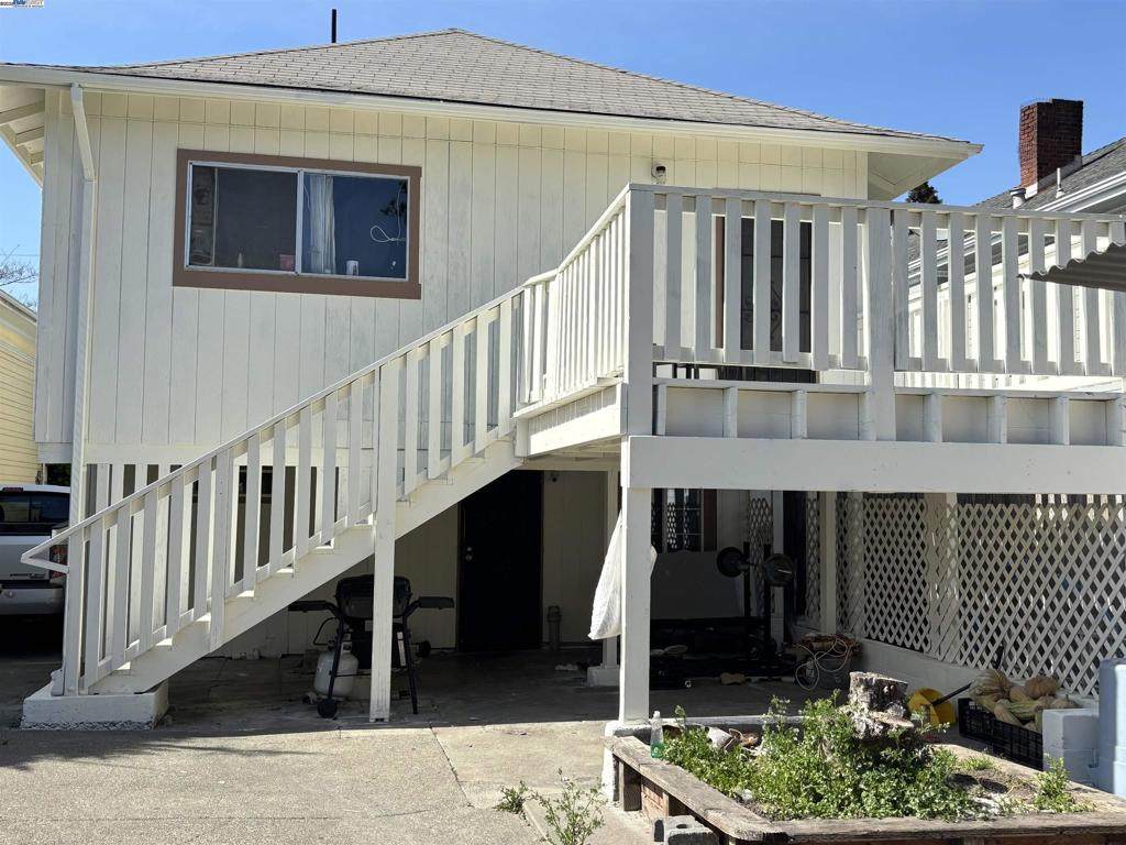 2042 Rosedale Ave. - Photo 1