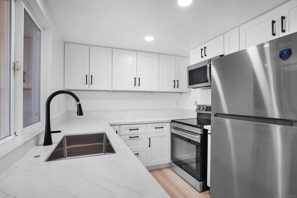 910 Fig - Photo 1