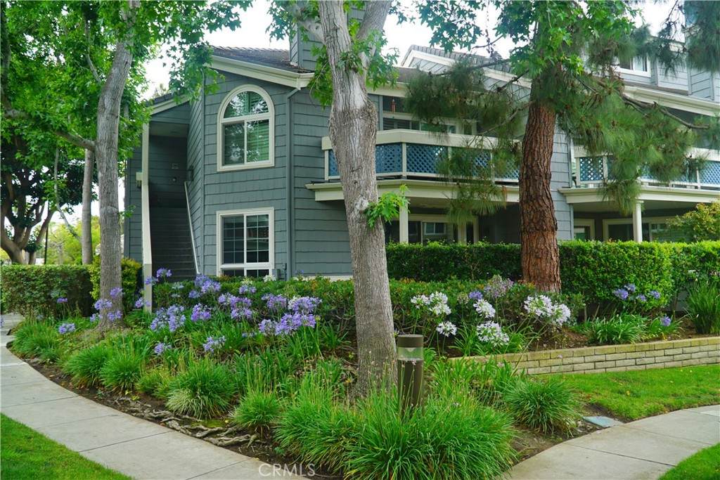 7262 Yellowtail Dr - Photo 1