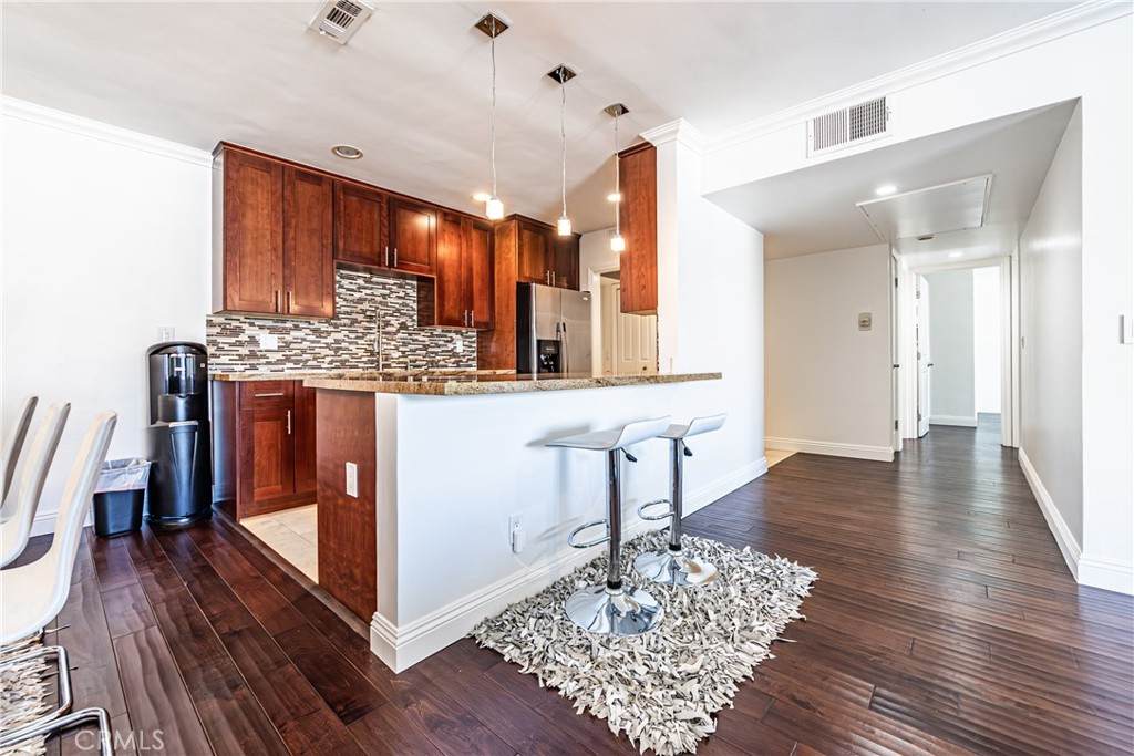 5454 Zelzah Avenue - Photo 1