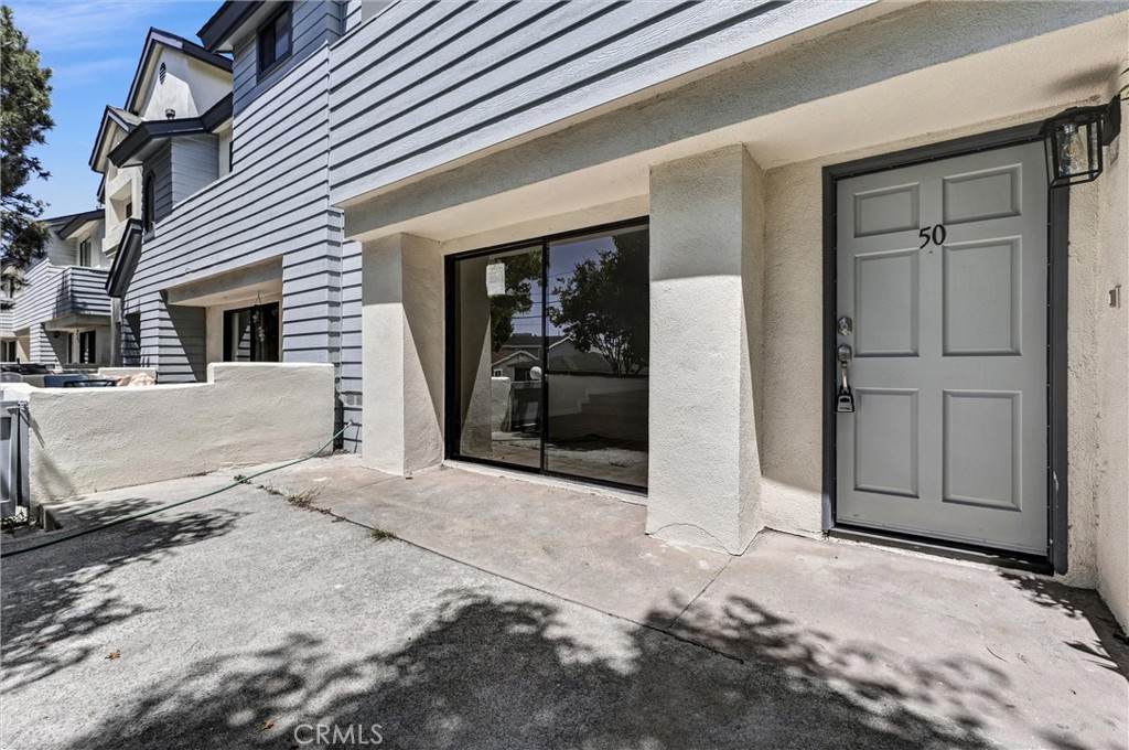 15111 Freeman Avenue - Photo 1