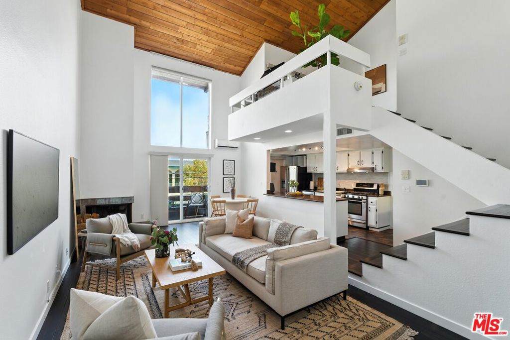 12602 Pacific Avenue - Photo 1