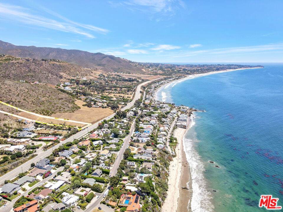 https://bt-photos.global.ssl.fastly.net/socal/orig_boomver_1_374633675-2.jpg