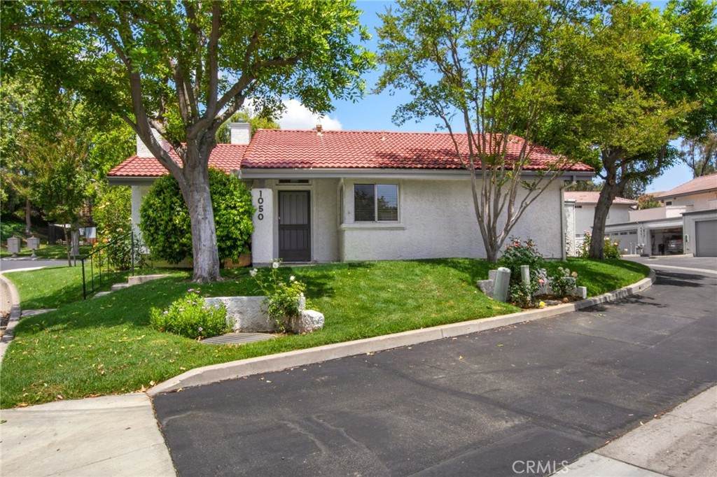 1050 Windmill Lane - Photo 1