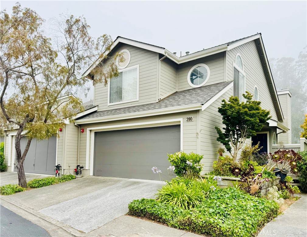 280 Greenview Drive - Photo 1