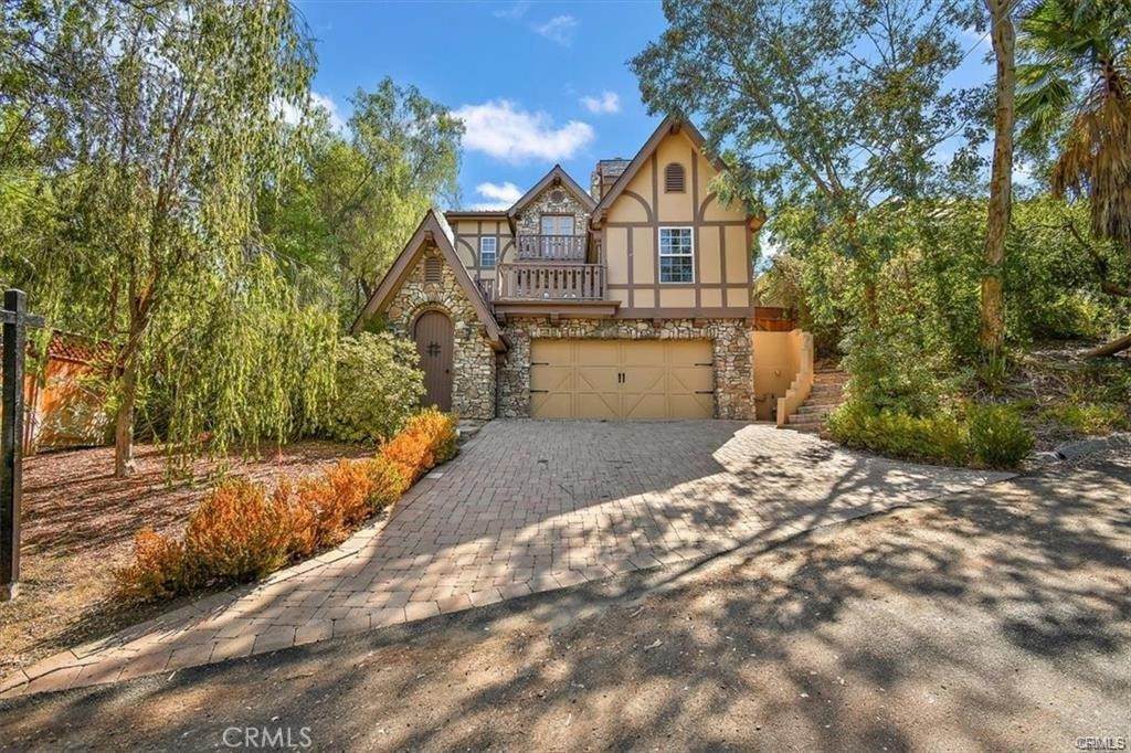 3512 Mesquite Drive - Photo 1