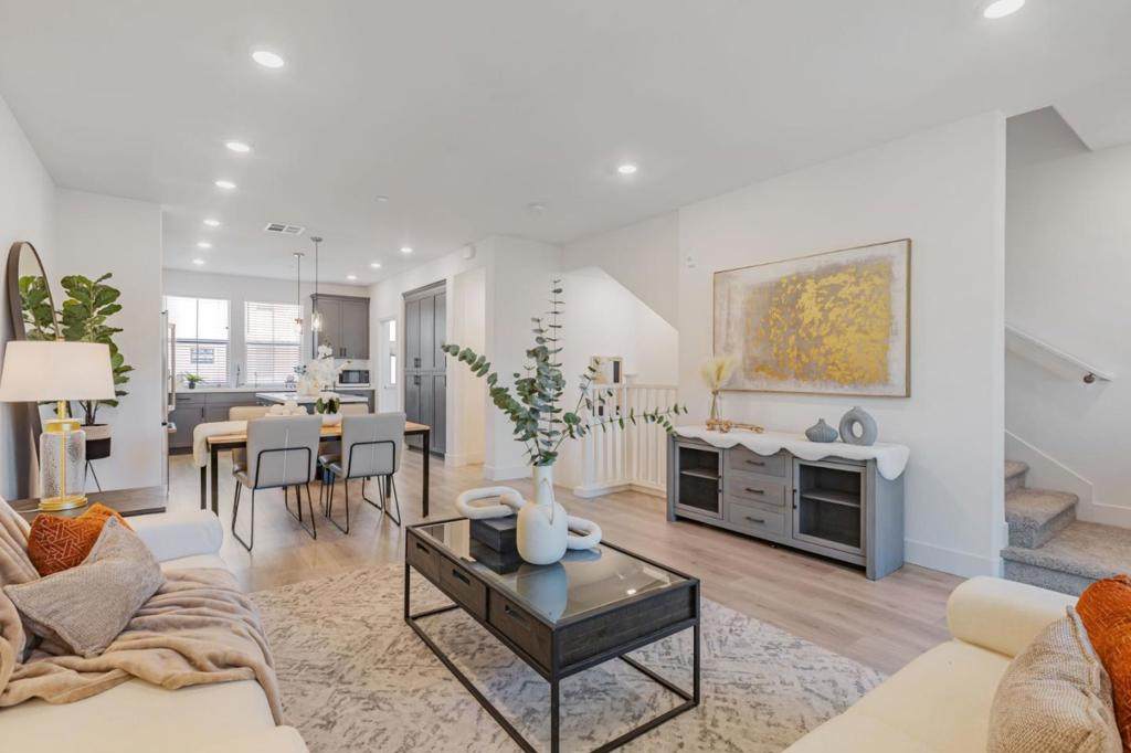 1040 Darwin Terrace - Photo 1