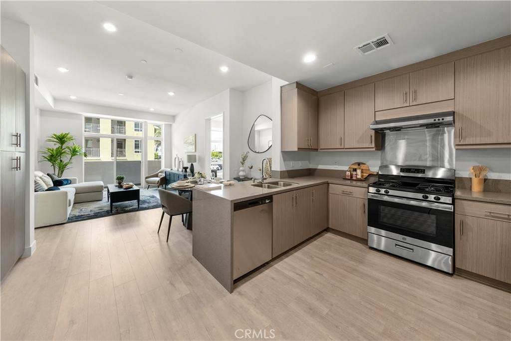 168 Monterey Street - Photo 1