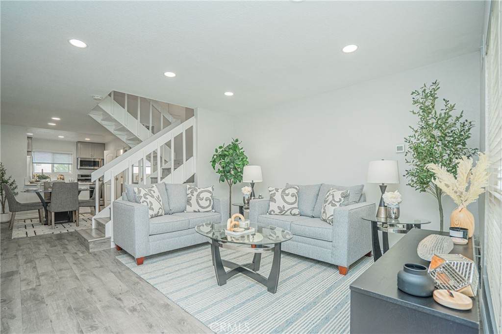 15300 Ocaso Avenue - Photo 1
