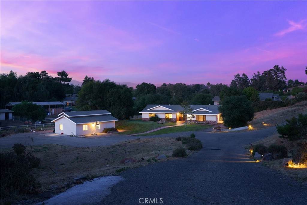 320 Casa Real Place - Photo 1