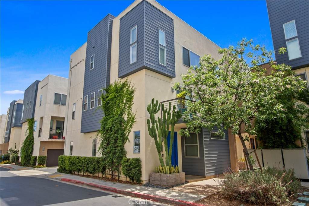 1019 Sequoia Place - Photo 1